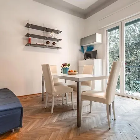 Apartamento Liberty House@trainstation